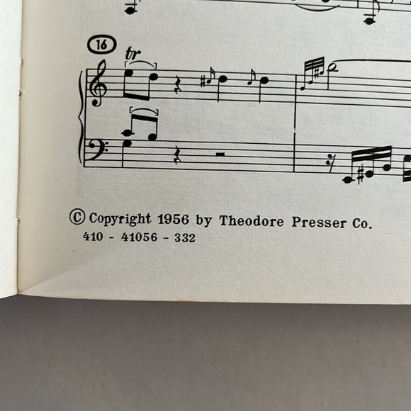 1960 W.A. Mozart Sonatas & Fantasies for Piano Nathan Broder BOOK Vintage Music - Picture 8 of 17